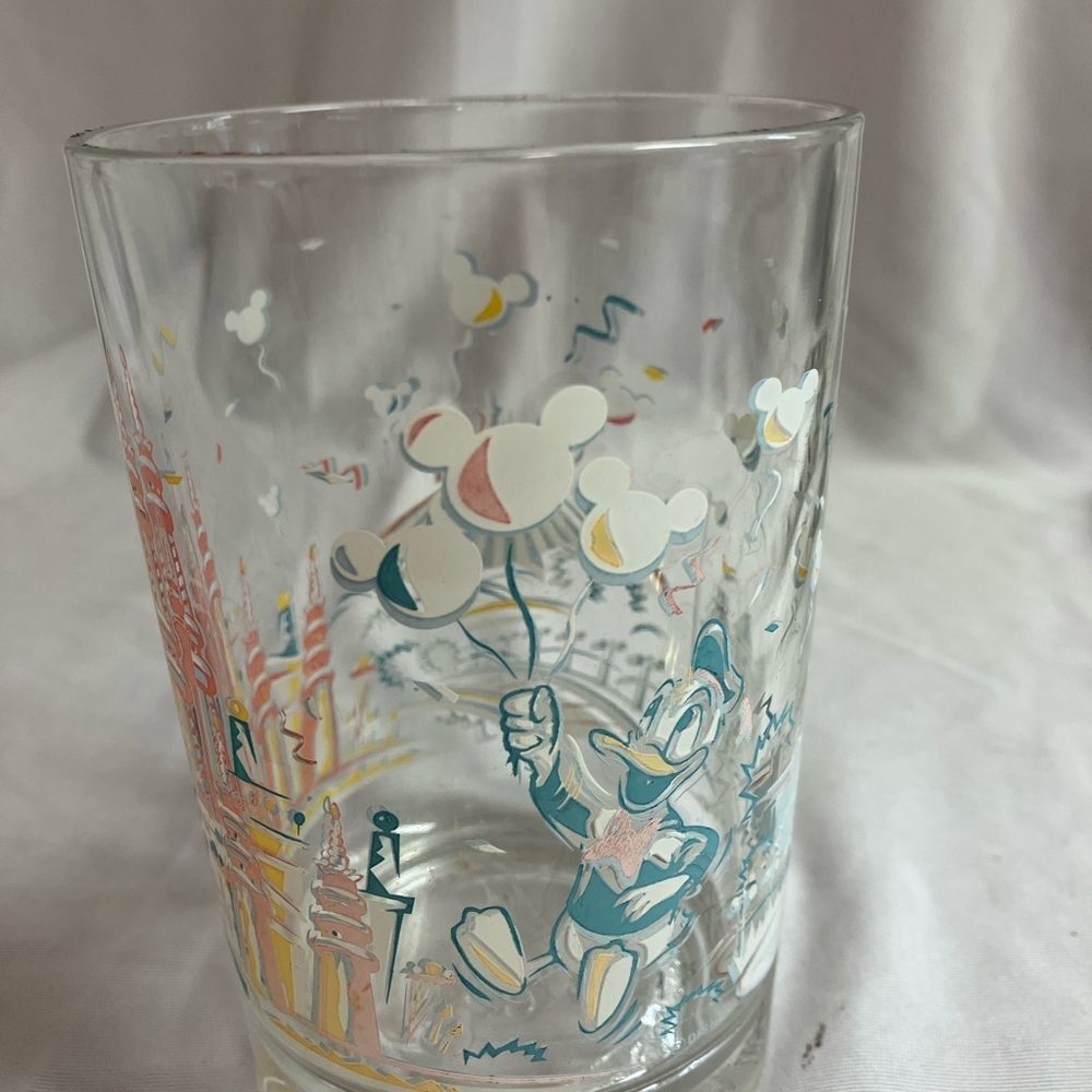 Disney Glass Tumbler with Red and Blue Illustrations - Picture 6 of 11